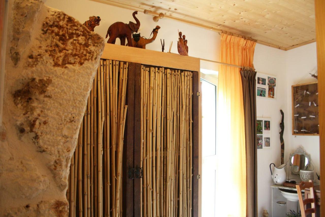 Mini Suite Alla Cascata Noci Bagian luar foto